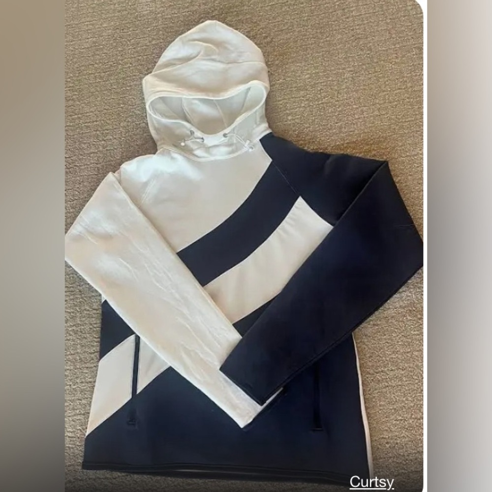 Tory Sport scuba navy and white hooded pullover